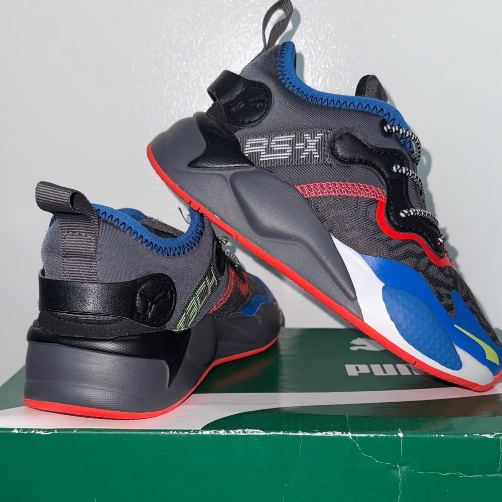 Puma Dynamic Black and Blue Sneakers